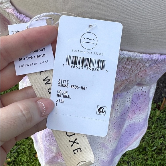 SALTWATER LUXE eyelet lace MINI DRESS, NWT, size Large - Picture 7 of 10